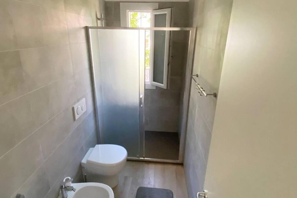 A Lido Apartment